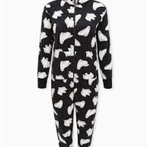 Ghost Onesie Torrid size 5/6 EUC
